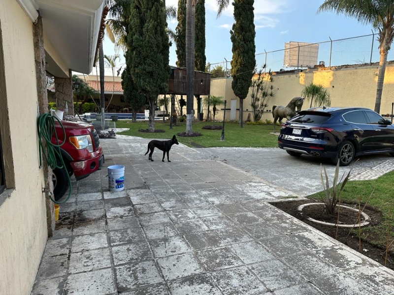 Hermosa Casa Con Alberca Y Acabados De Lujo Por Base Aerea