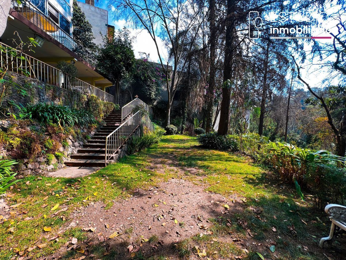Casa en Venta como Terreno Lomas Altas