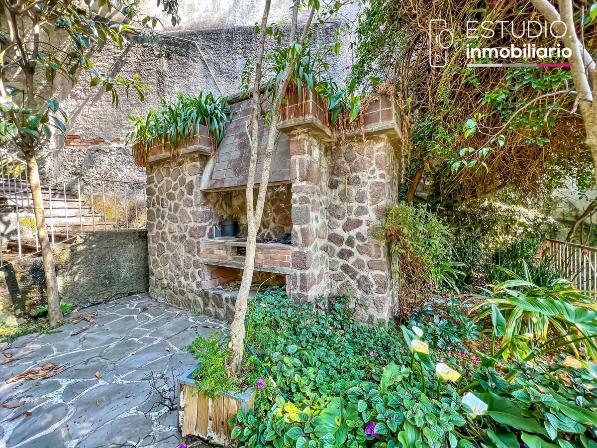 Casa en Venta como Terreno Lomas Altas