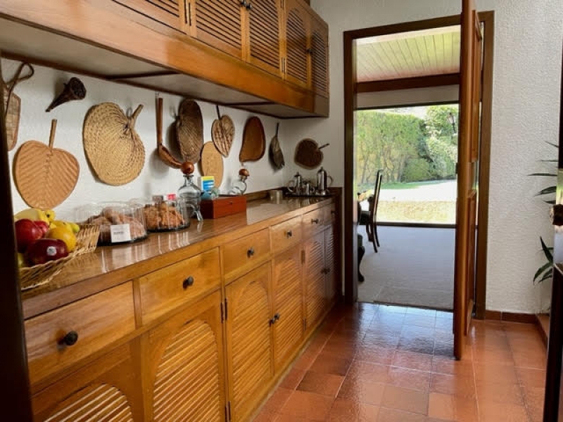 VENTA CASA PARA ACTUALIZAR, BOEQUE DE GRANADOS - BOSQUES DE LAS LOMAS 