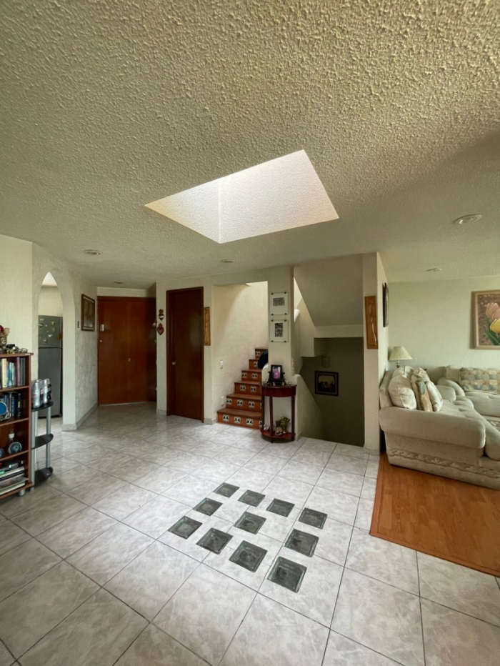SE VENDE CASA EN BOULEVARD LOMAS DE BELLAVISTA ESTADO DE MEXICO 