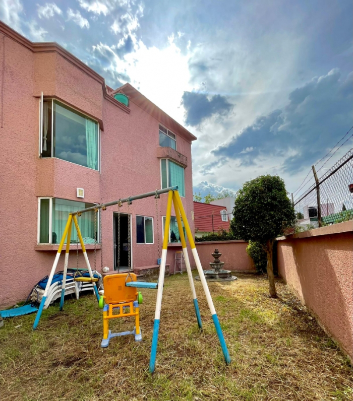 SE VENDE CASA EN BOULEVARD LOMAS DE BELLAVISTA ESTADO DE MEXICO 