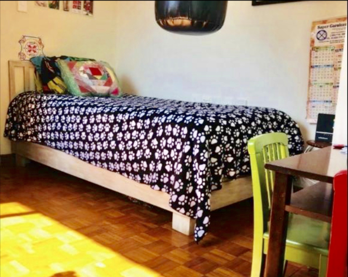Casa en Teca en calle cerrada