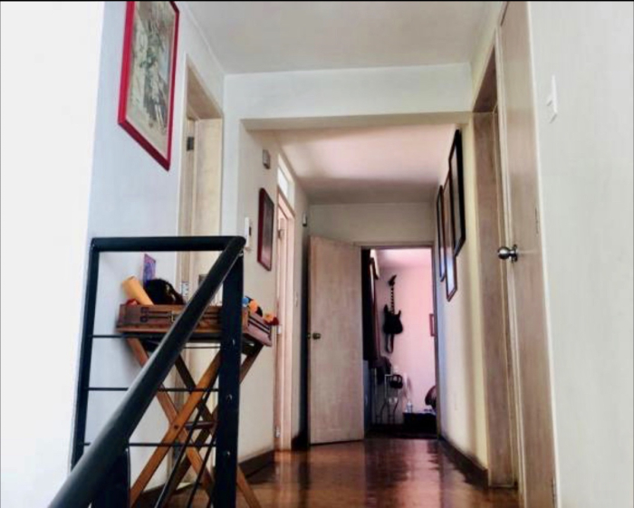 Casa en Teca en calle cerrada