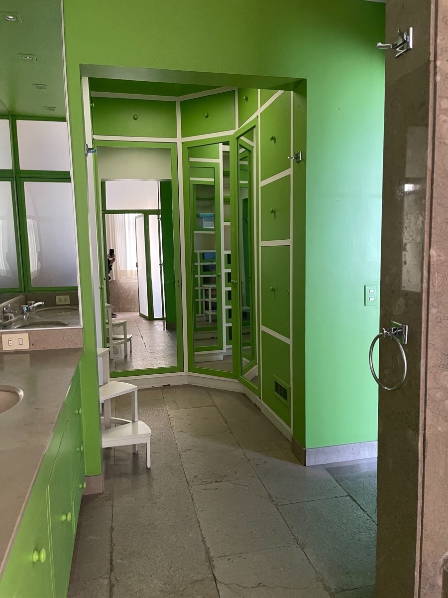 Extraordinaria casa con gran ubicación.