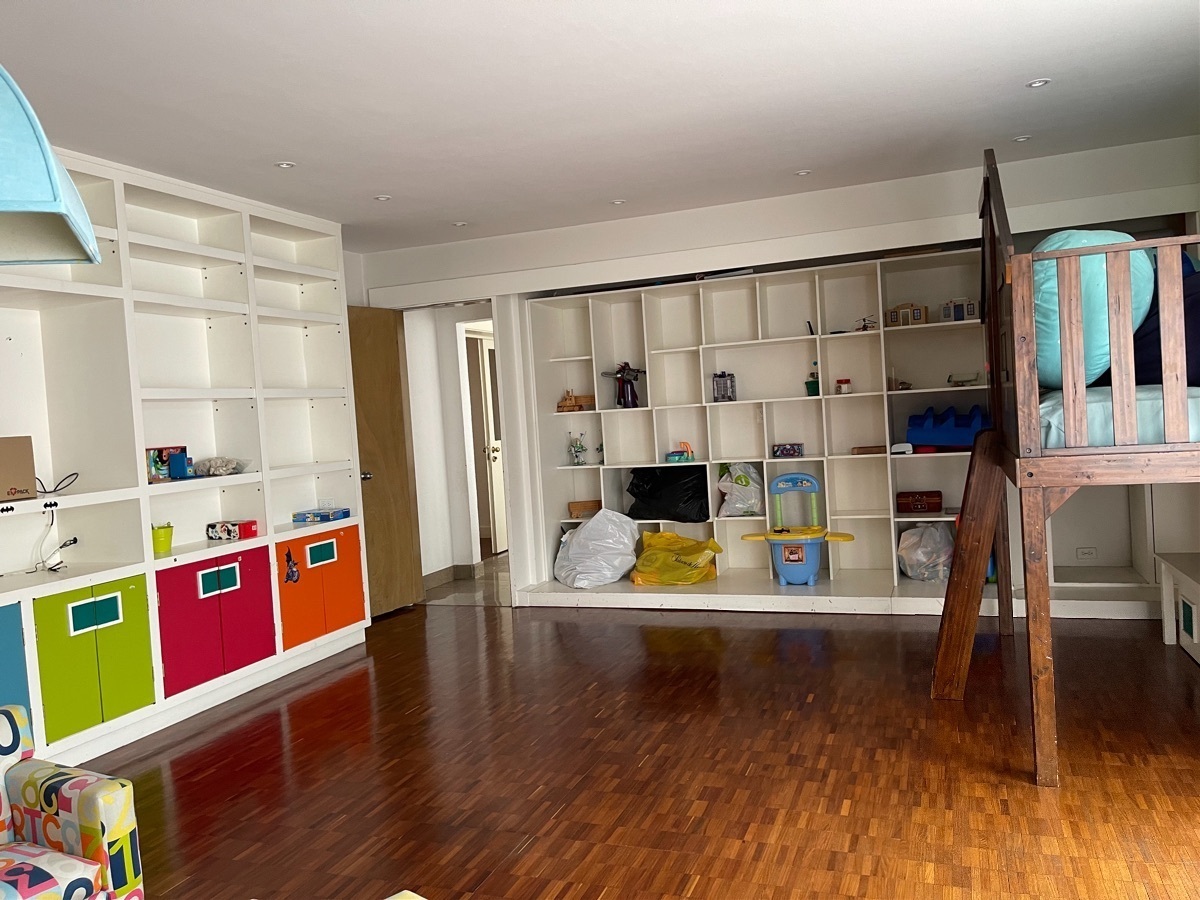 Extraordinaria casa con gran ubicación.