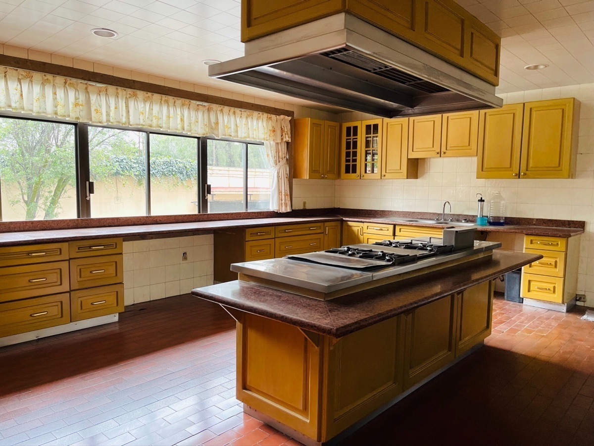 Extraordinaria casa con gran ubicación.