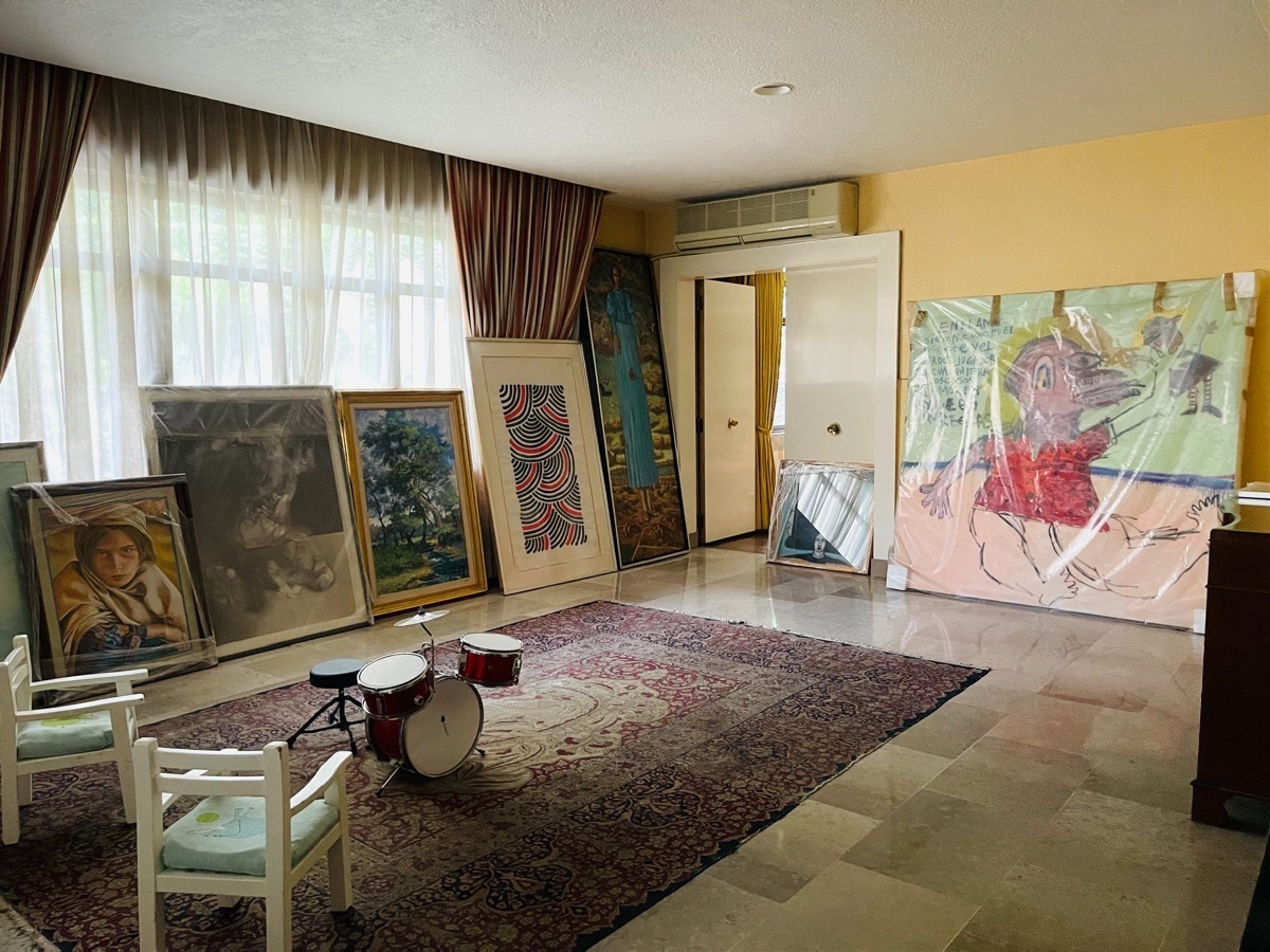 Extraordinaria casa con gran ubicación.