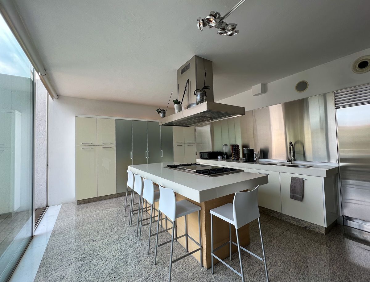 Excelente casa en Bosques de las Lomas