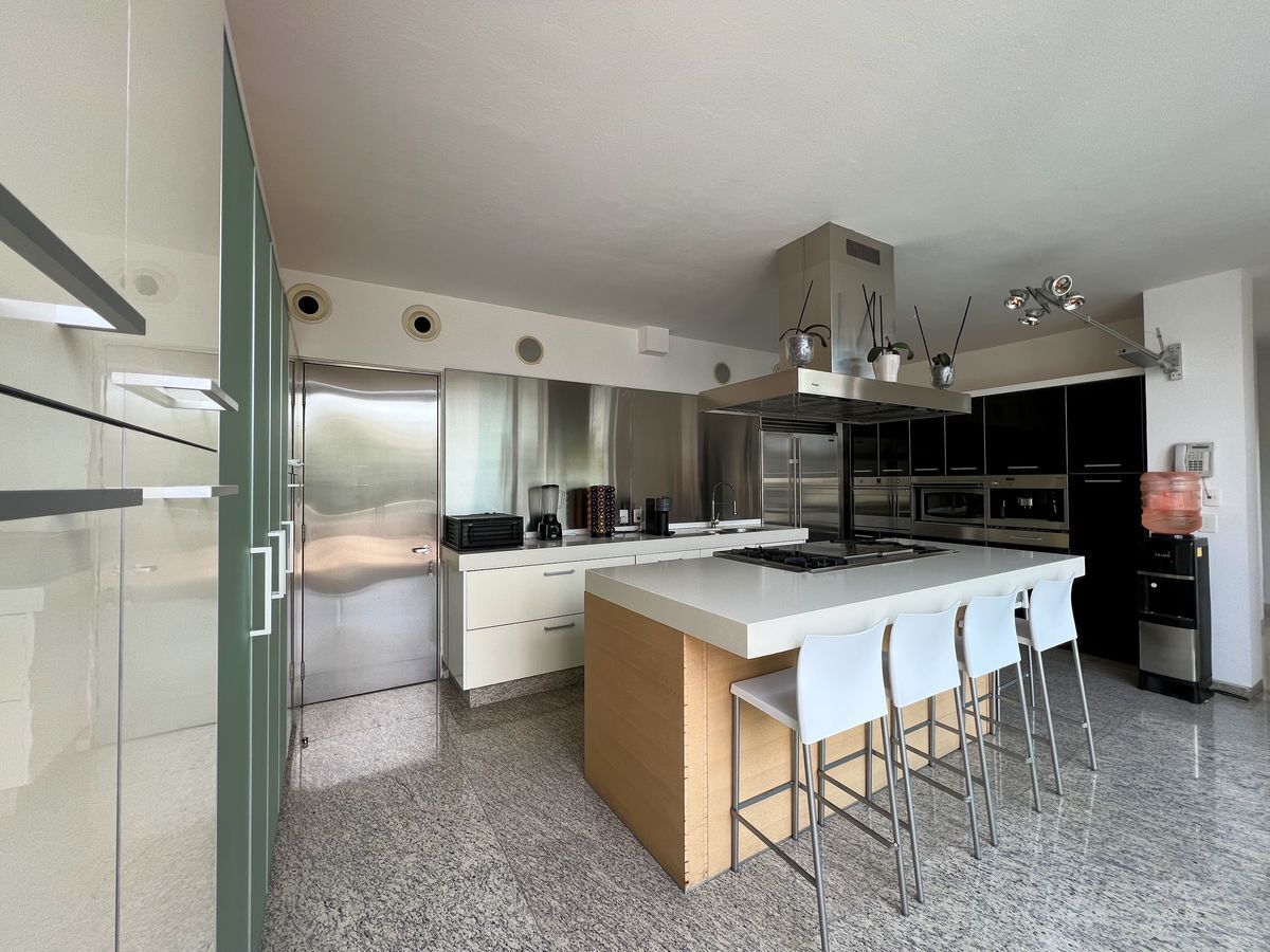 Excelente casa en Bosques de las Lomas