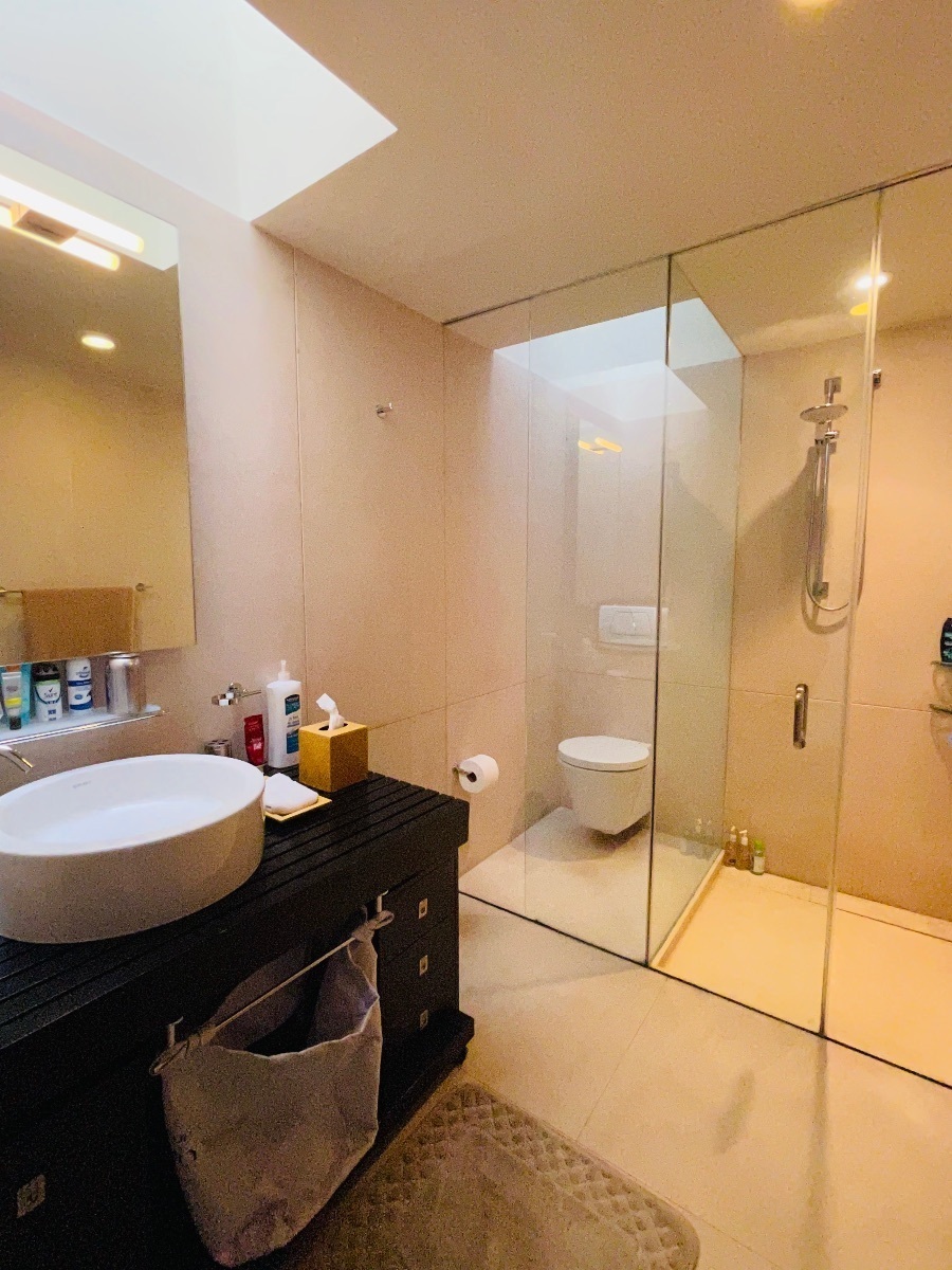 Excelente casa en condominio en venta en Bosques.