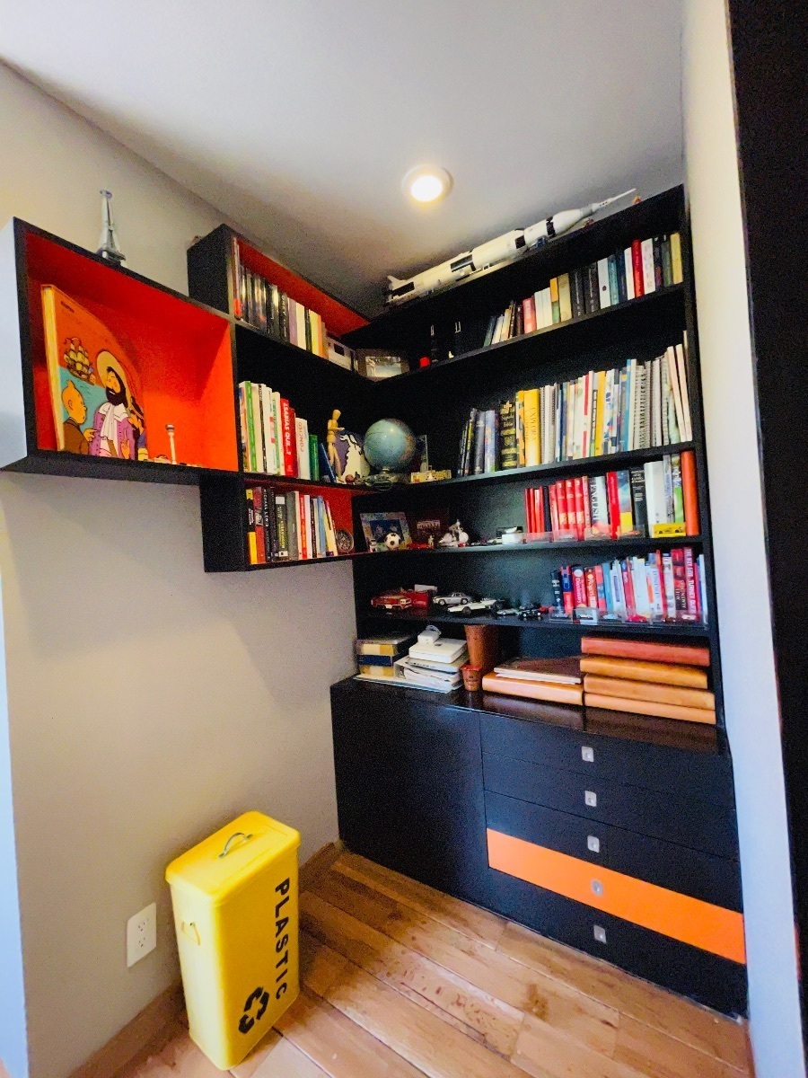 Excelente casa en condominio en venta en Bosques.