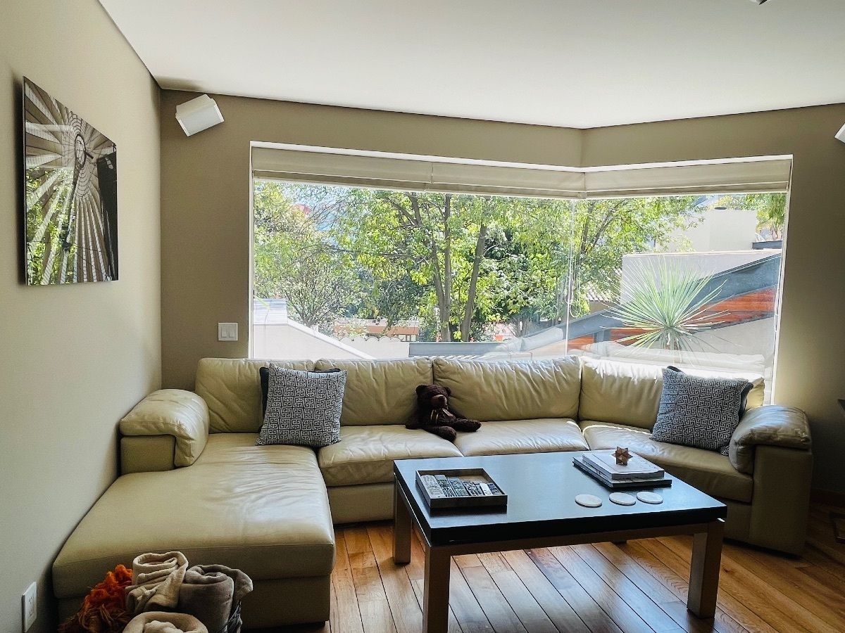 Excelente casa en condominio en venta en Bosques.