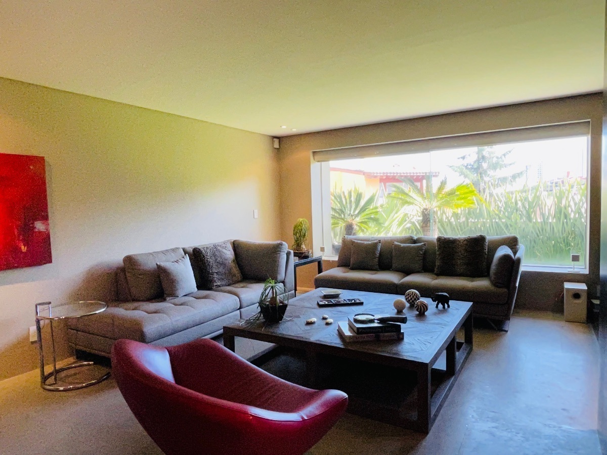 Excelente casa en condominio en venta en Bosques.