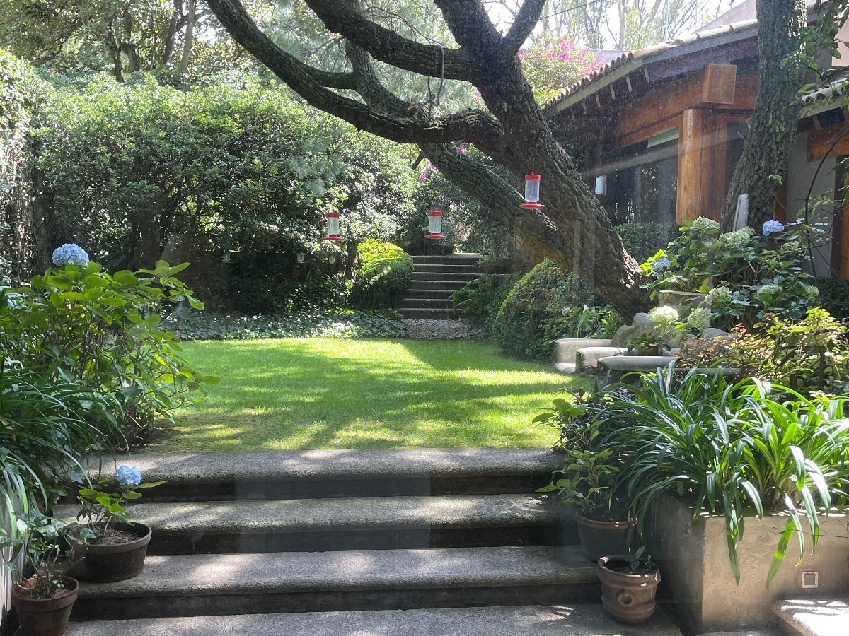 Excelente casa en Paseo de las Lomas ¡Negociable!