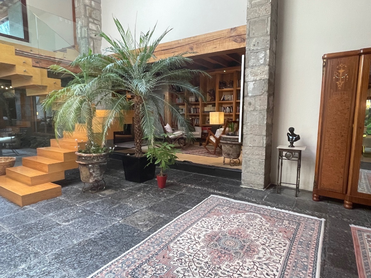 Excelente casa en Paseo de las Lomas ¡Negociable!