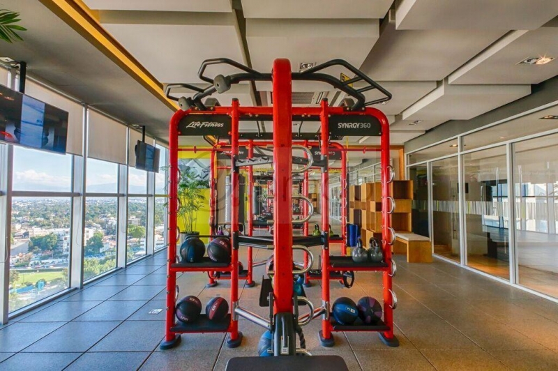 Renta Departamento En City Tower Grand, 2 Recámaras Con Balcón, Piso 18