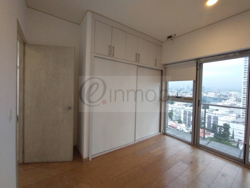 Renta Departamento En City Tower Grand, 2 Recámaras Con Balcón, Piso 18
