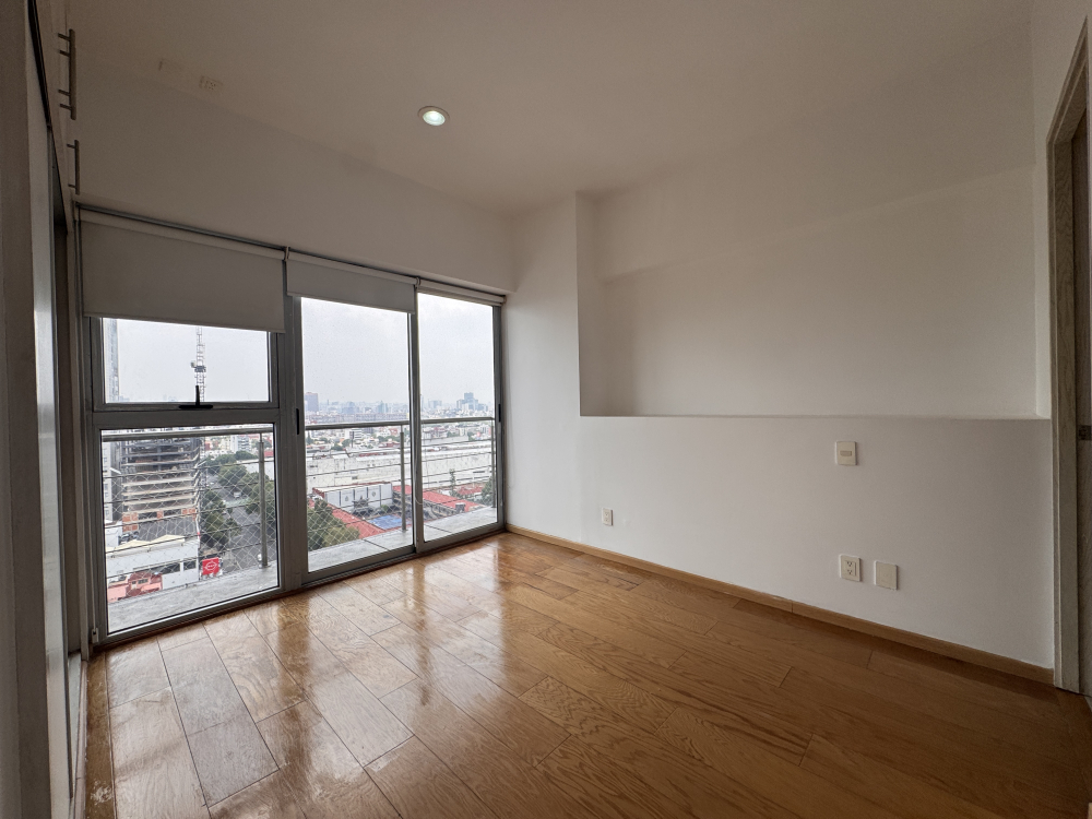 Renta Departamento En City Tower Grand, 2 Recámaras Con Balcón, 18 Piso