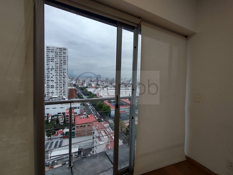 Renta Departamento En City Tower Grand, 2 Recámaras Con Balcón, Piso 18