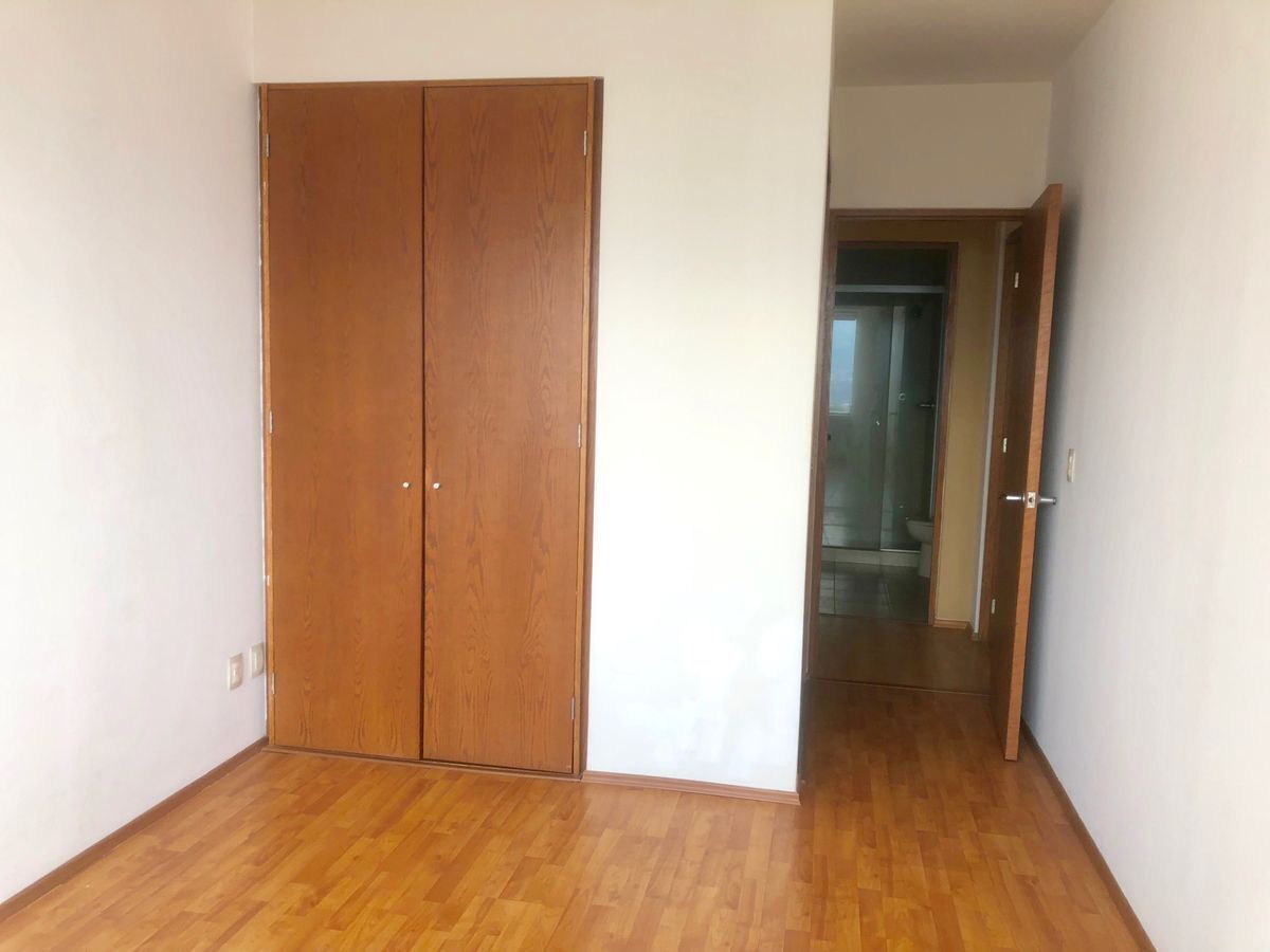VENDO DEPARTAMENTO EN AV. SANTA FE PUNTA PONIENTE