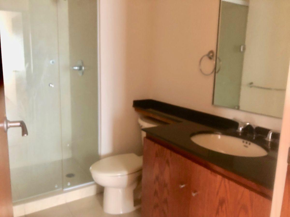 VENDO DEPARTAMENTO EN AV. SANTA FE PUNTA PONIENTE