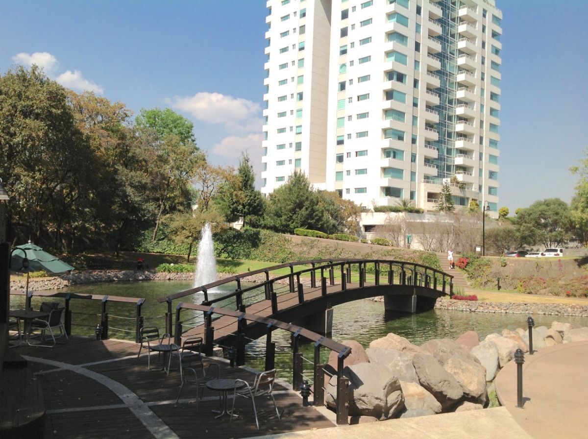 VENDO GARDEN EN LA ENRAMADA Y CON TERRAZA