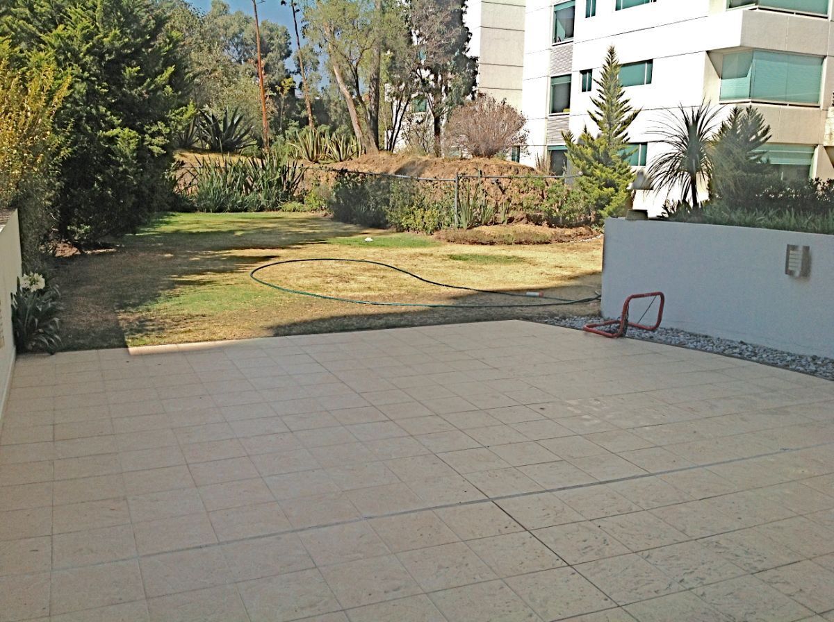 VENDO GARDEN EN LA ENRAMADA Y CON TERRAZA