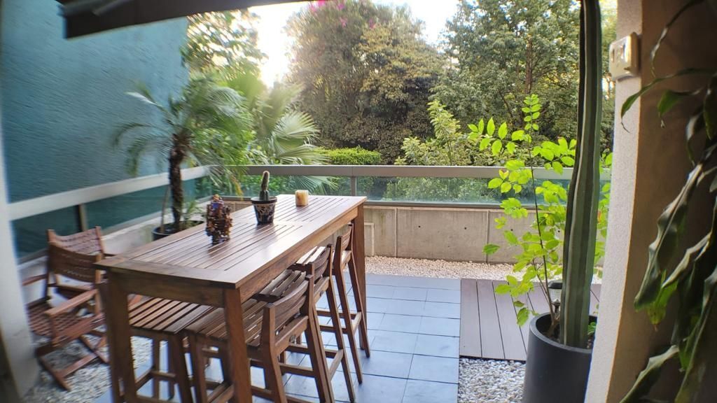 RENTO DEPARTAMENTO AMUEBLADO CON TERRAZA EN LAS LOMAS