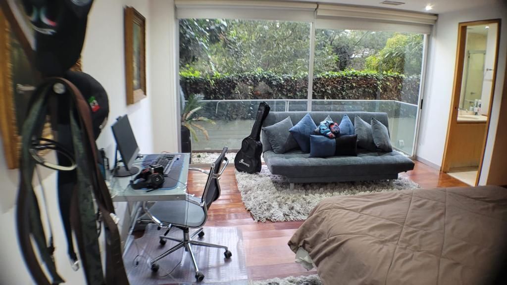 RENTO DEPARTAMENTO AMUEBLADO CON TERRAZA EN LAS LOMAS