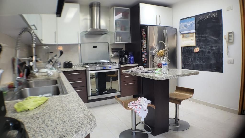 RENTO DEPARTAMENTO AMUEBLADO CON TERRAZA EN LAS LOMAS