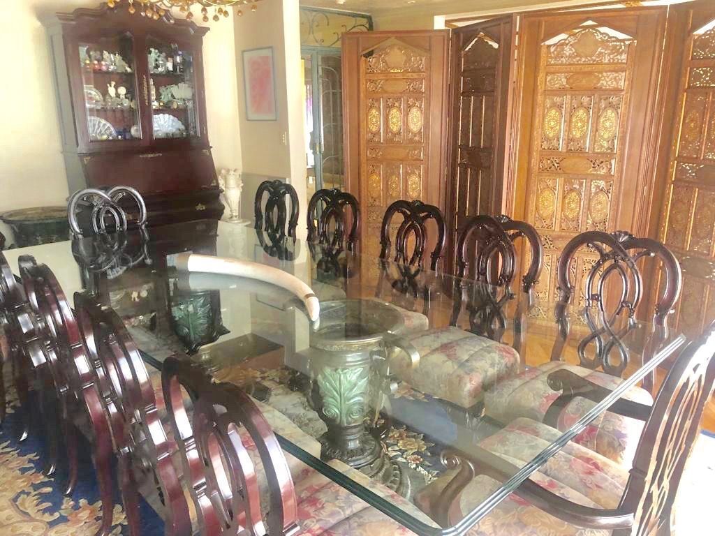 VENDO CASA EN LOMAS HIPODROMO CON VIGILANCIA