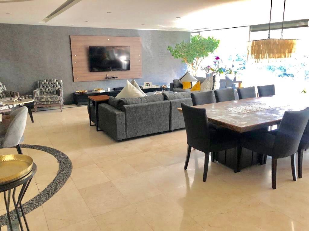 VENDO DEPARTAMENTO REMODELADO EN BOSQUES PISO BAJO