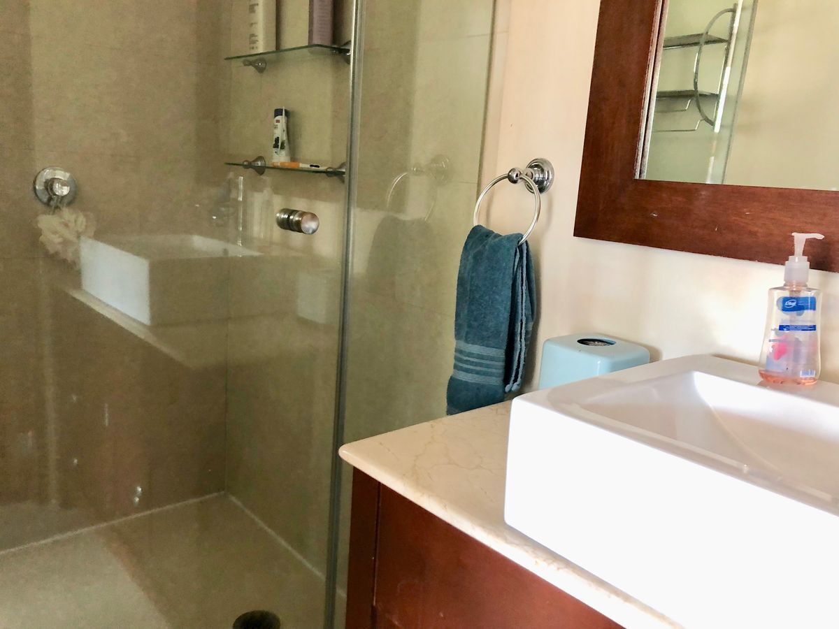 VENDO DEPARTAMENTO EN COUNTRY CLUB CON 4 RECAMARAS Y TERRAZA EN INTERLOMAS