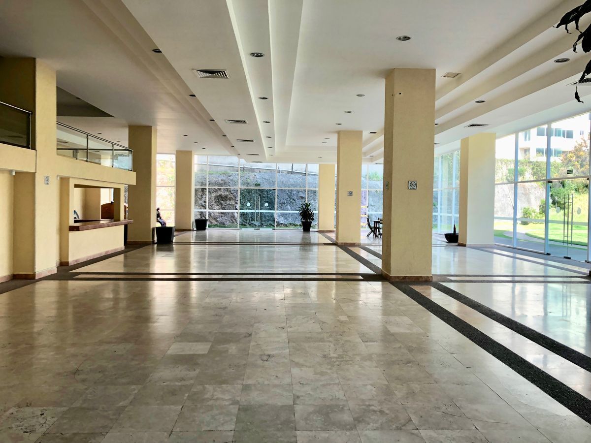 VENDO DEPARTAMENTO EN COUNTRY CLUB CON 4 RECAMARAS Y TERRAZA EN INTERLOMAS