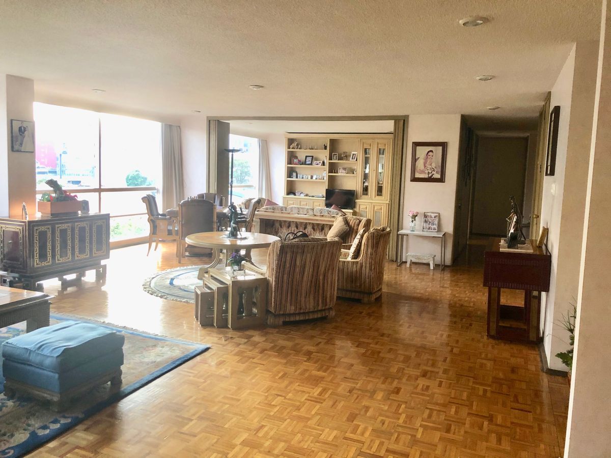 VENDO DEPARTAMENTO AMPLIO EN POLANCO CON BUENA VISTA