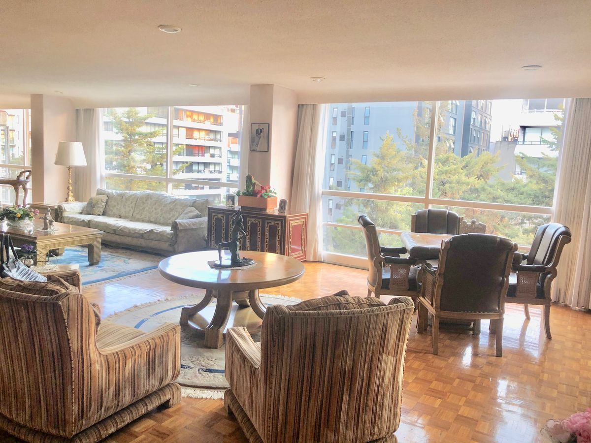 VENDO DEPARTAMENTO AMPLIO EN POLANCO CON BUENA VISTA