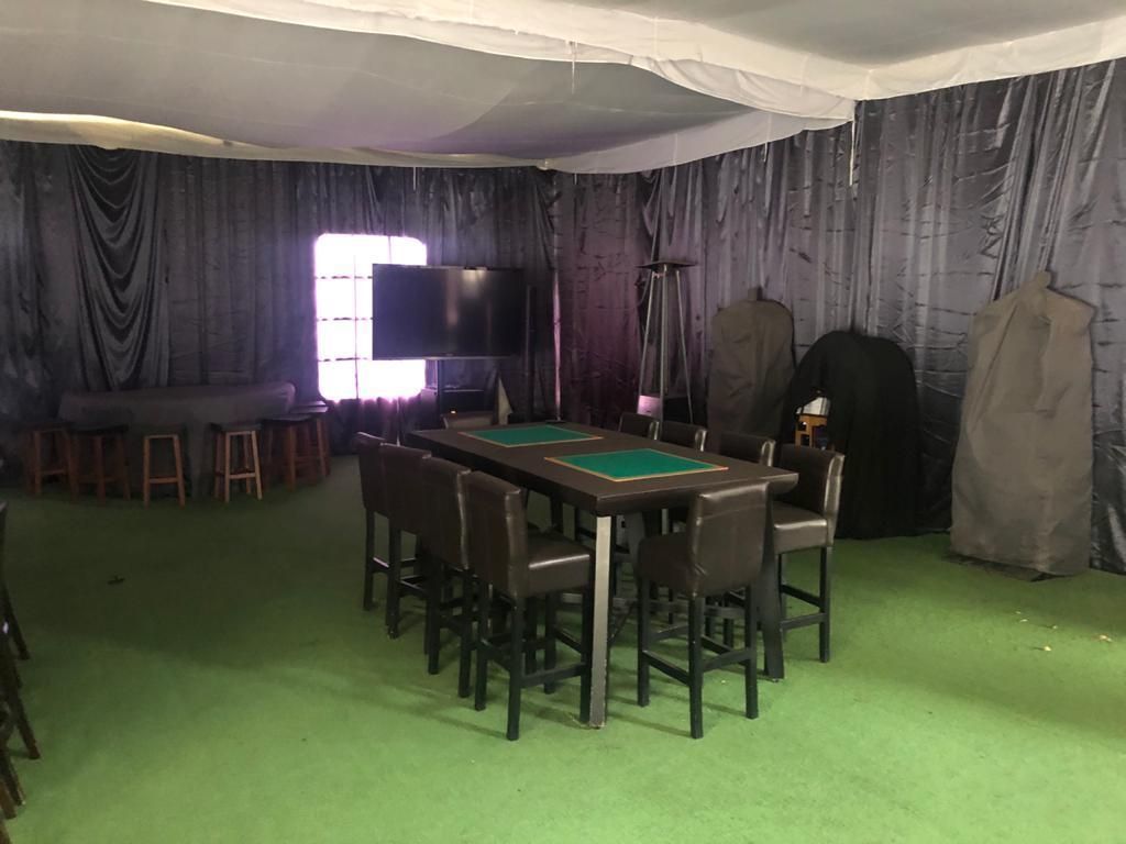VENDO CASA EN LOMAS HIPODROMO REMODELADA