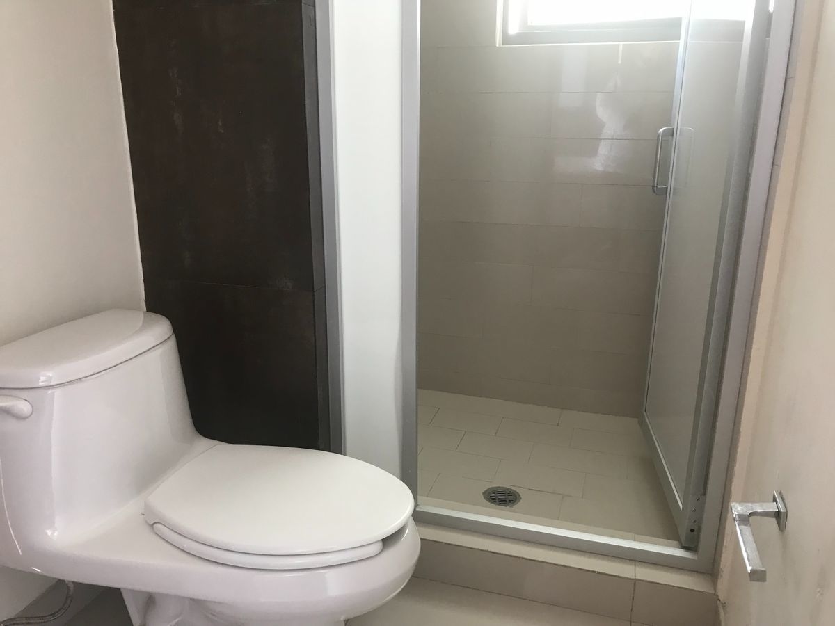 VENDO DEPARTAMENTO EN PARQUE INTERLOMAS CON TERRAZA