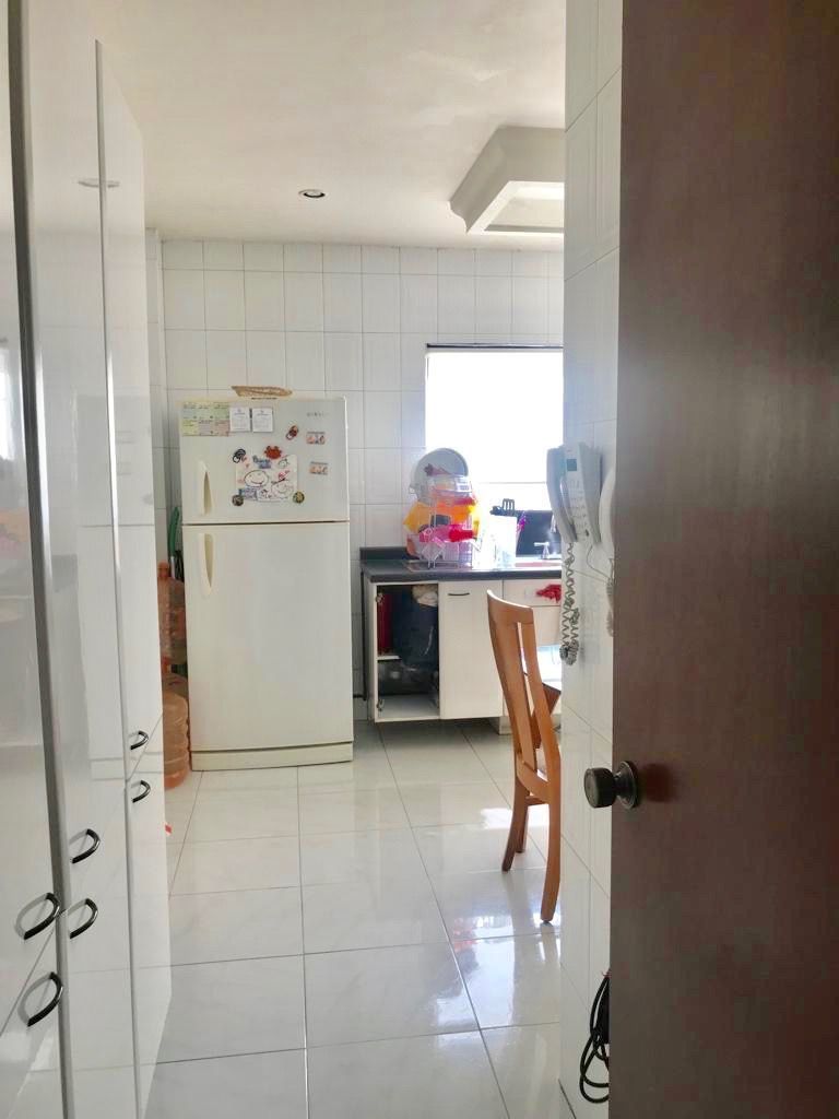 VENDO CASA CON DOBLE SEGURIDAD EN INTERLOMAS
