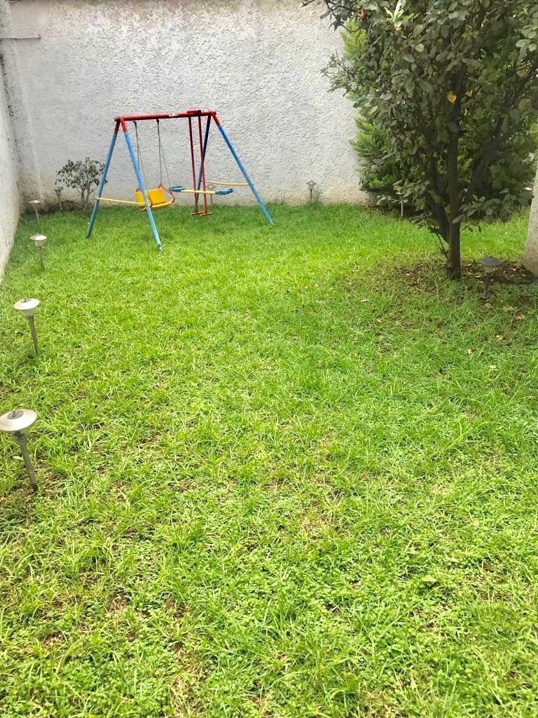 VENDO CASA CON DOBLE SEGURIDAD EN INTERLOMAS