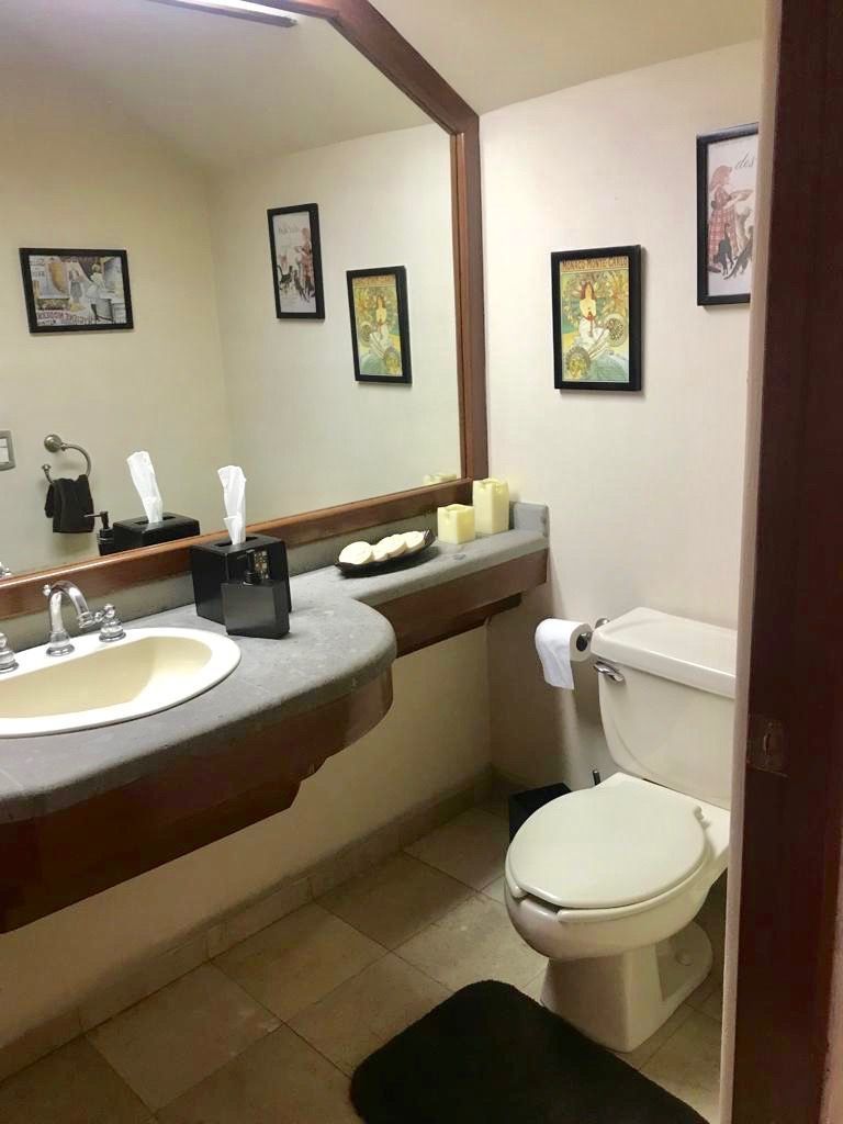 VENDO CASA CON DOBLE SEGURIDAD EN INTERLOMAS