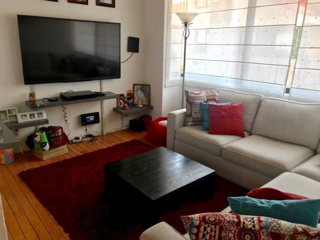VENDO CASA CON DOBLE SEGURIDAD EN INTERLOMAS