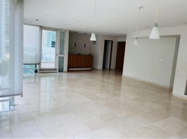 Departamento En Venta Con Terraza En Interlomas 