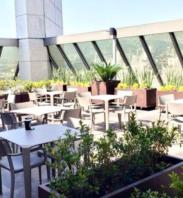 Oficina en Renta en Lomas Altas