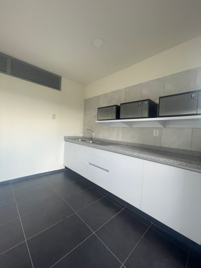 Oficina en Renta en Lomas Altas