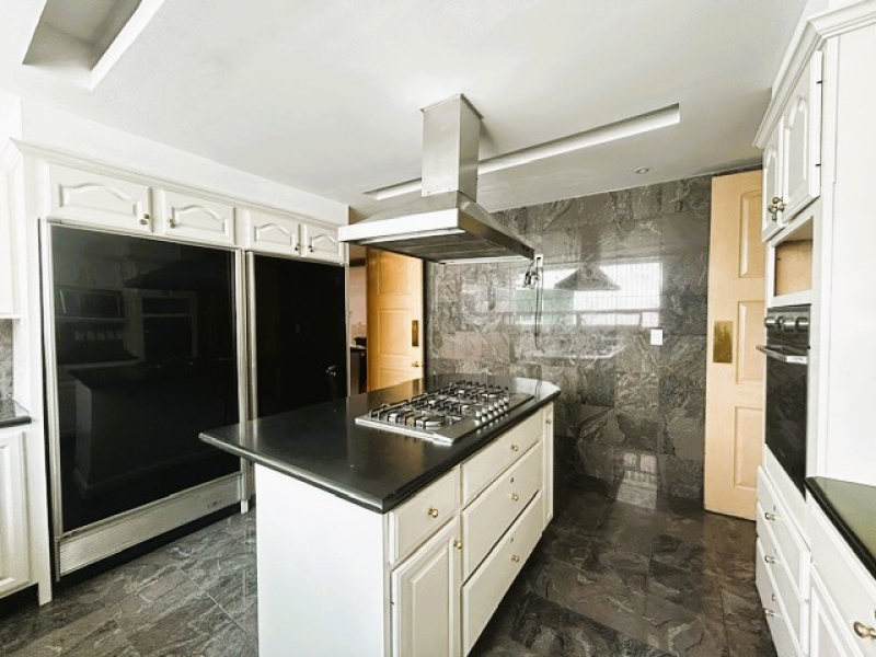 Departamento RENTA Lomas De Chapultepec Pent House CON O SIN MUEBLES Incluye Mantenimiento