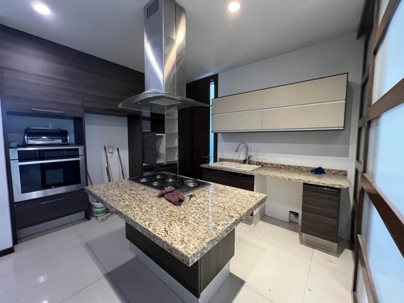 Casa En Condominio En Venta Valle Imperial Zapopan