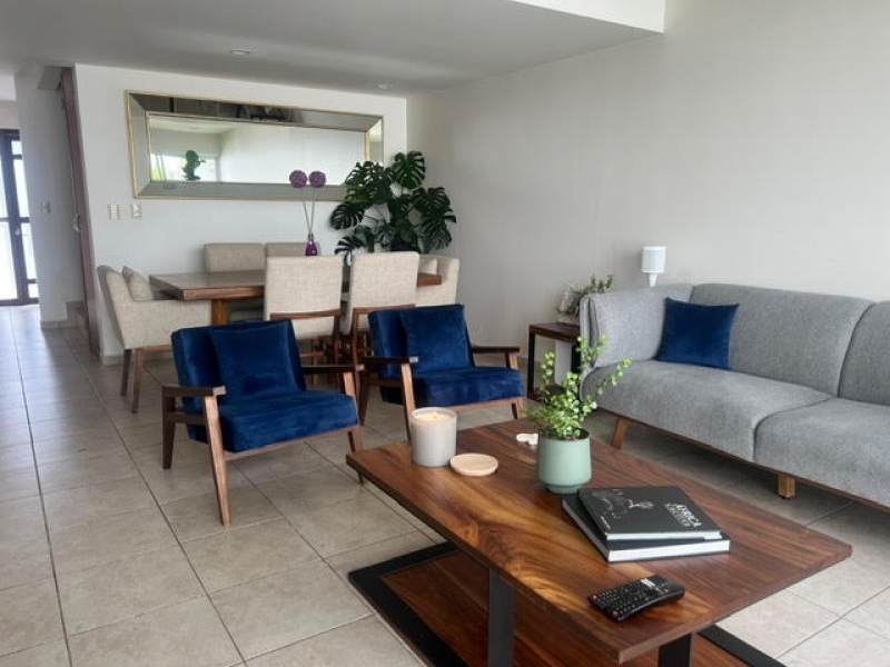 CASA EN VENTA EN PRIVADA- R�?MULO OFARRIL (ATRÁS CENTRO LIBAN�?S)-OLIVAR DE LOS PADRES 