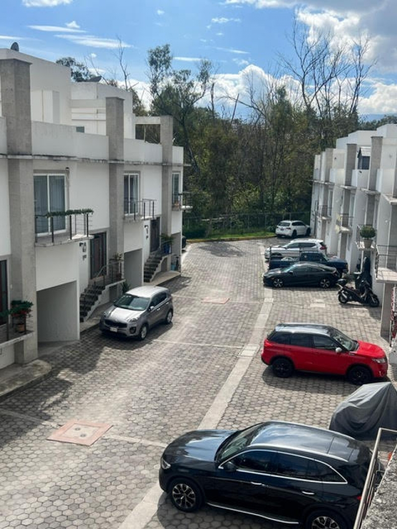 CASA EN VENTA EN PRIVADA- R�?MULO OFARRIL (ATRÁS CENTRO LIBAN�?S)-OLIVAR DE LOS PADRES 